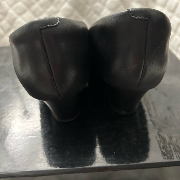 Clarks Kitten Heels - Picture 10 of 11